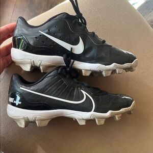 Nike Black and White Athletic Cleats